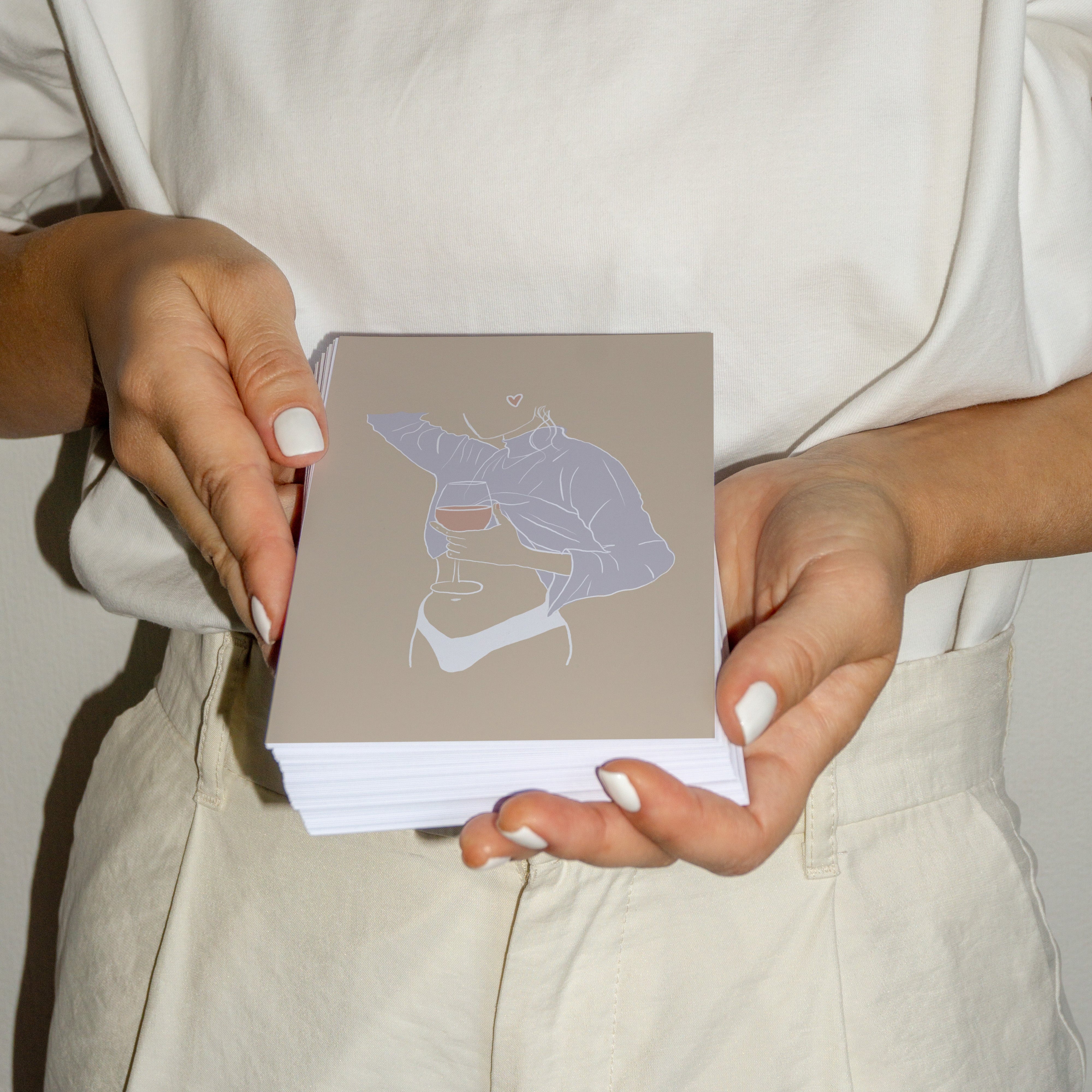 POSTKARTE ROSÉ GIRL