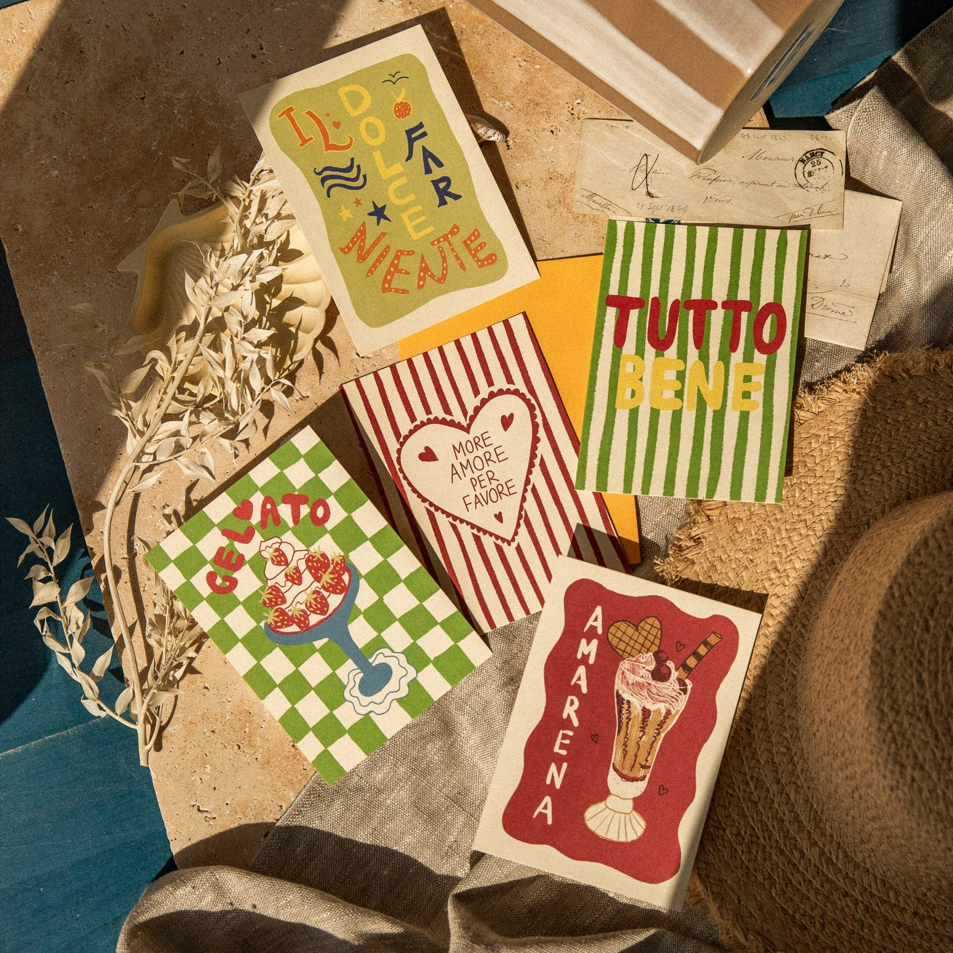 POSTCARD SET WITH 5 CARDS - GELATO &amp; AMORE